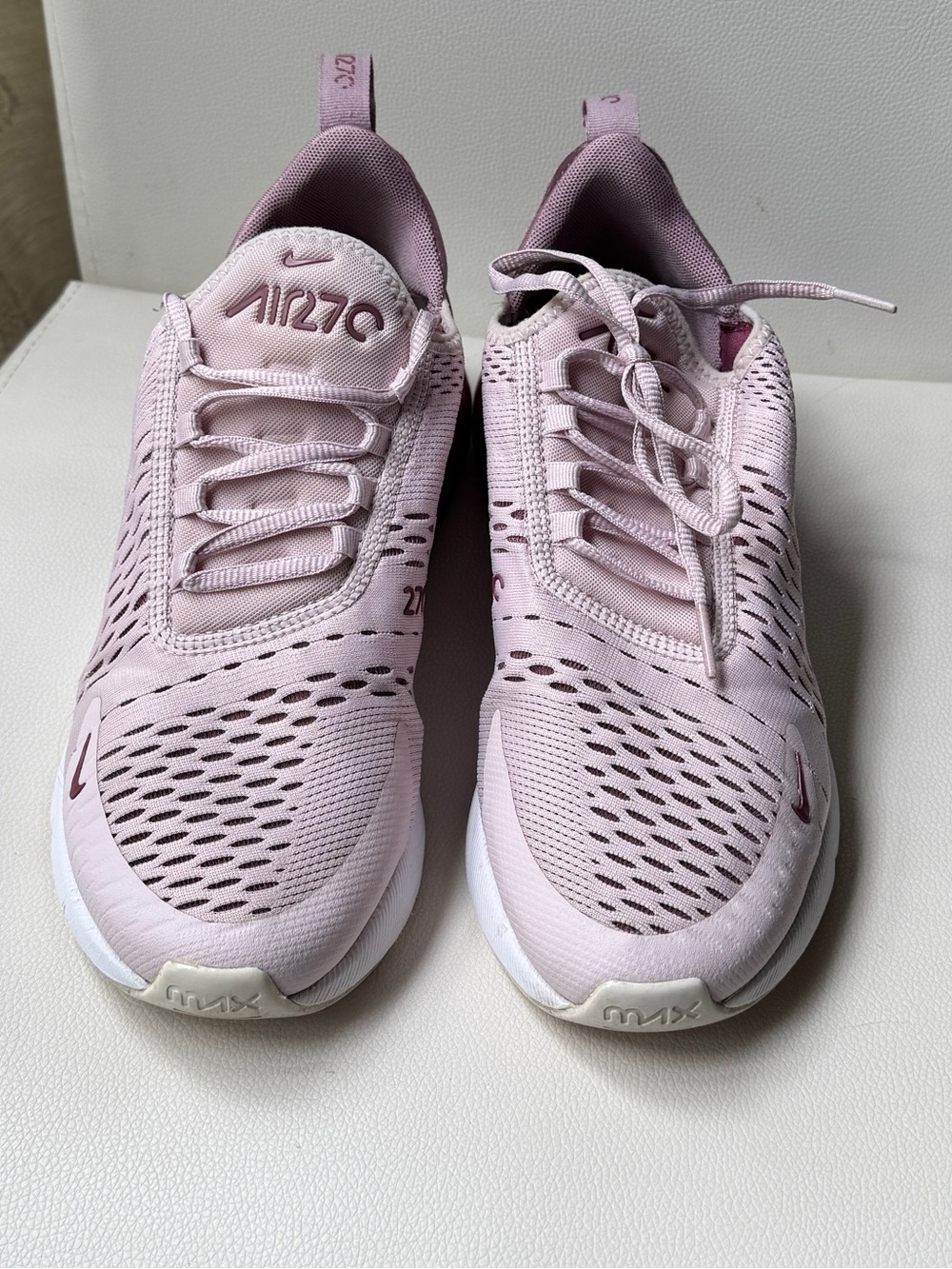 Nike Women's Light Pink and Burgundy Air Max 270 Sneakers - Picture 3 of 7